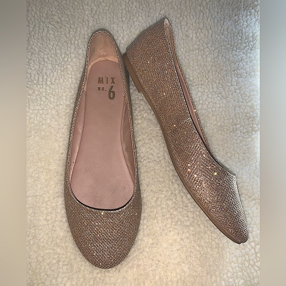Mix No. 6 Shoes - Mix No. 6 gold very sparkly flats size 8.